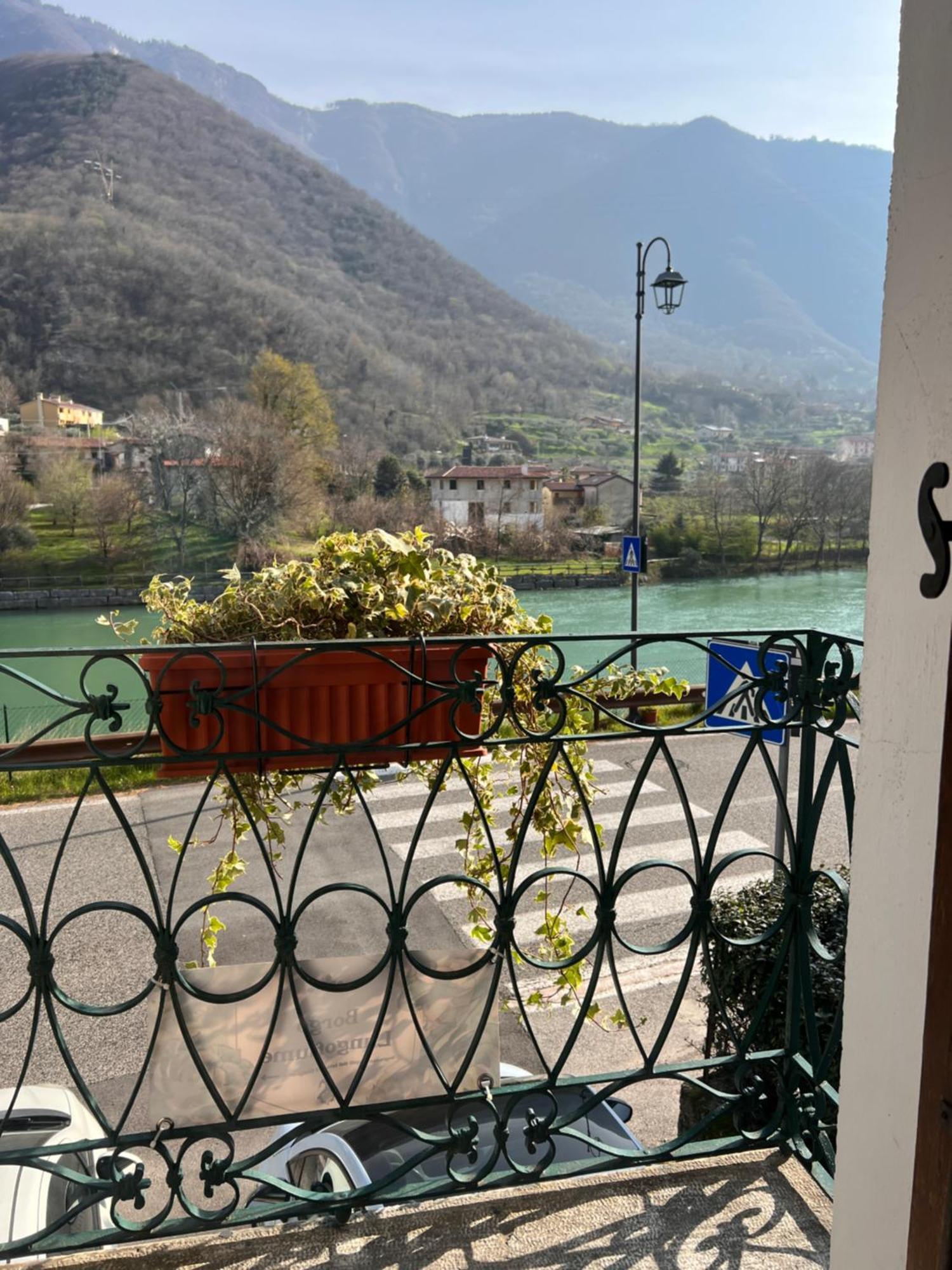 Borgo Lungofiume B&B Valbrenta Eksteriør bilde
